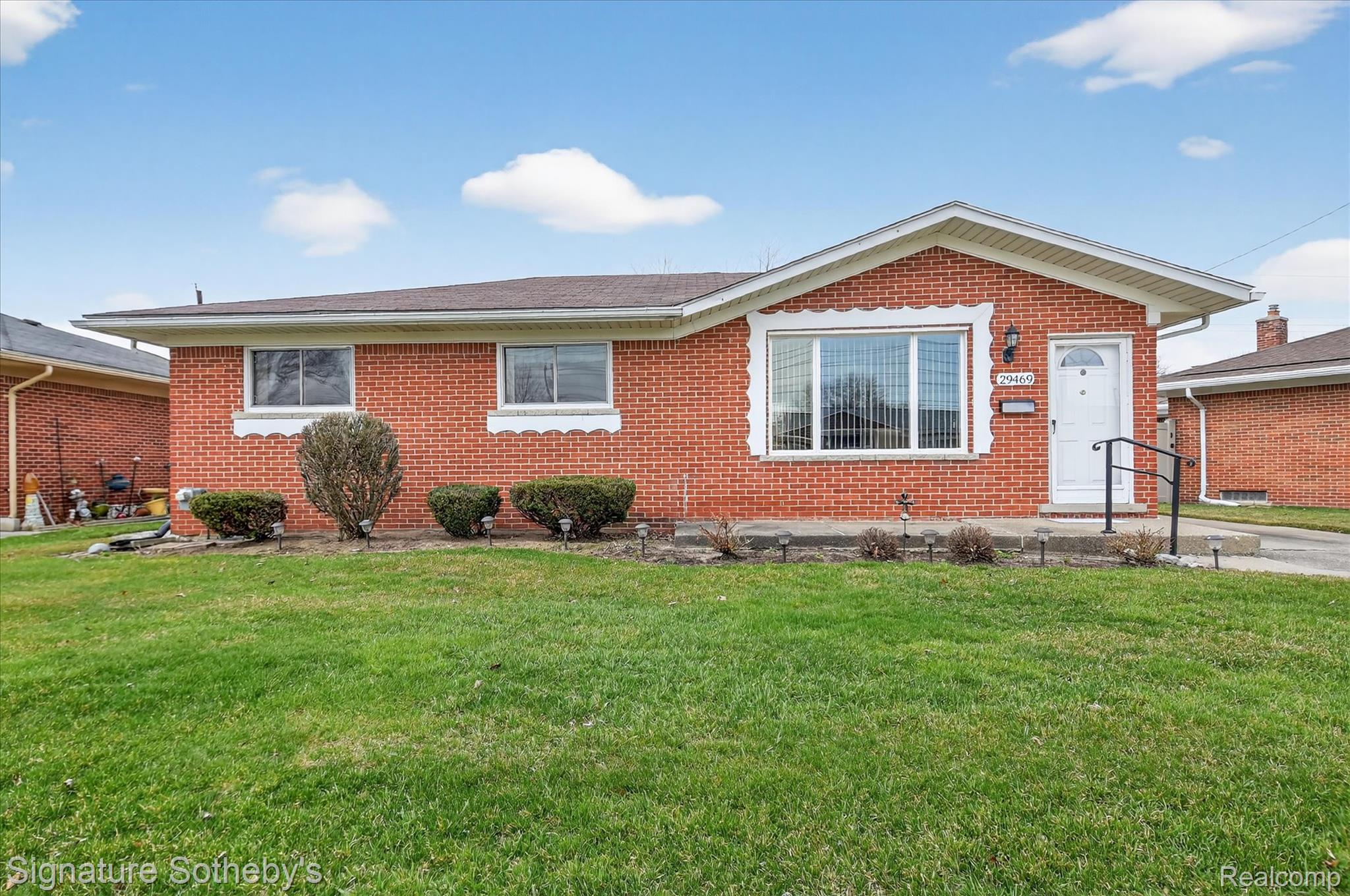 29469 Palomino Drive