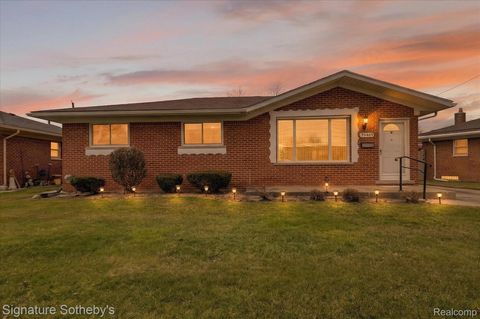 29469 Palomino Drive Warren City MI 48093