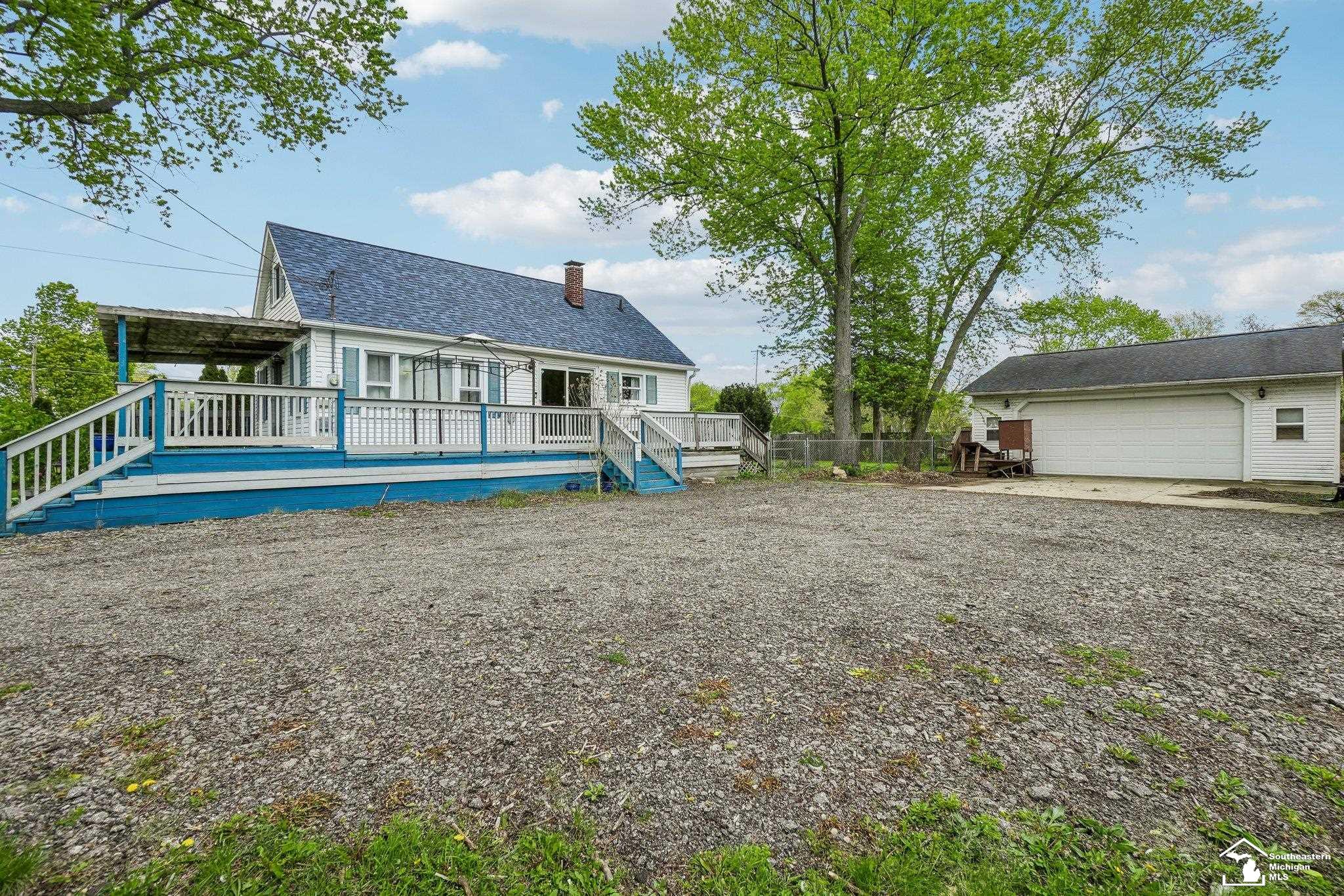 13752 Laplaisance Road