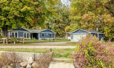 2956 Hall Street Orleans Township MI 48865
