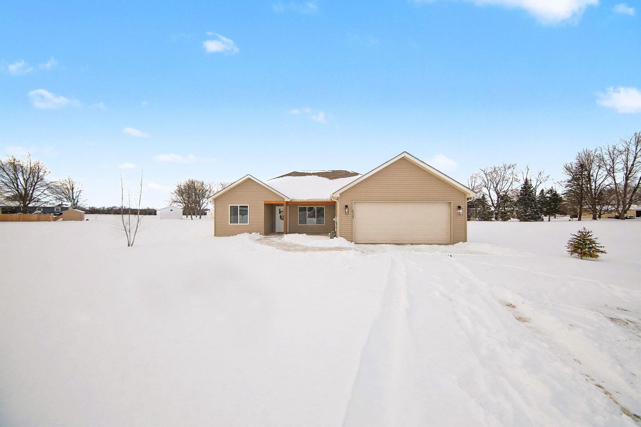 4729 Basin ST Street