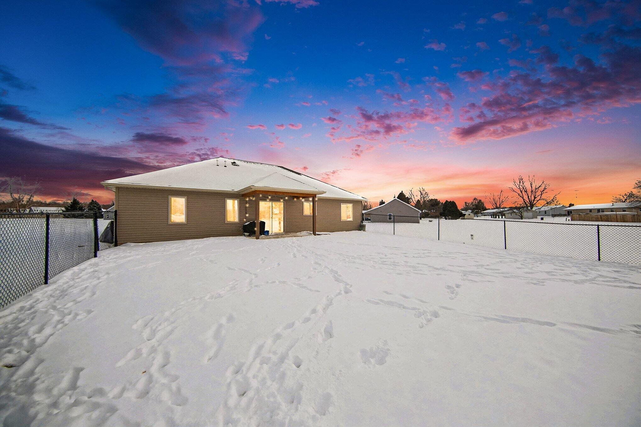 4729 Basin ST Street