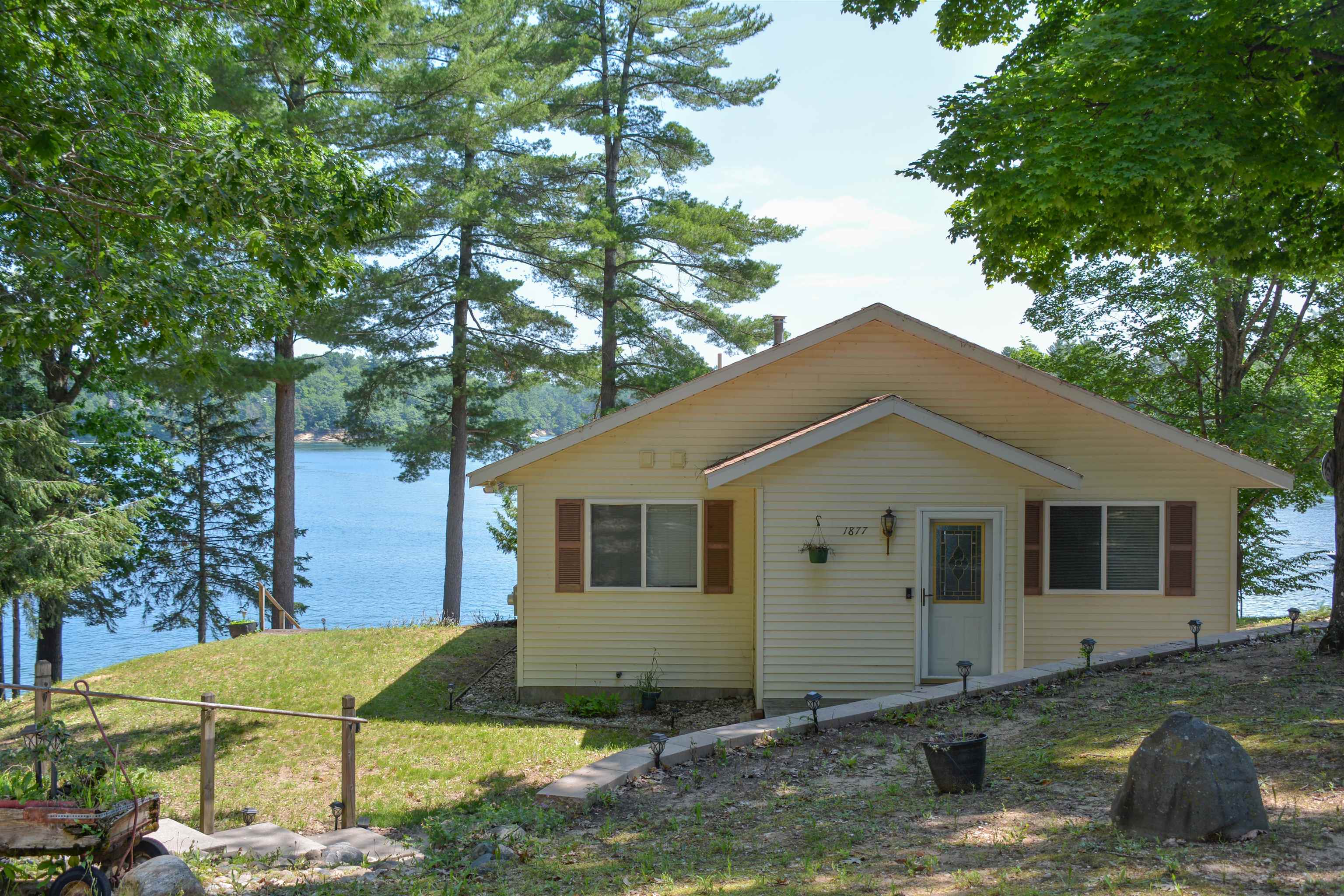1877 Pinehurst Trail