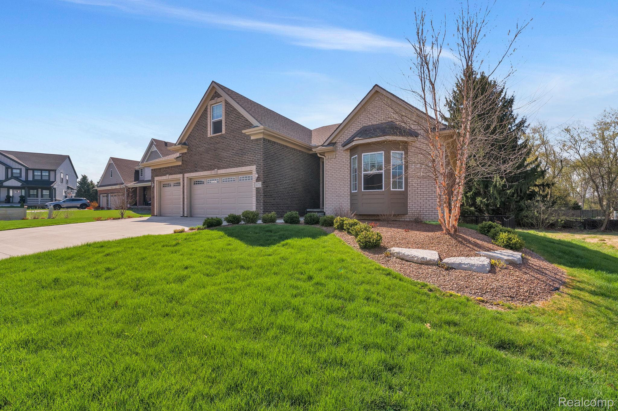 3173 Roma Court