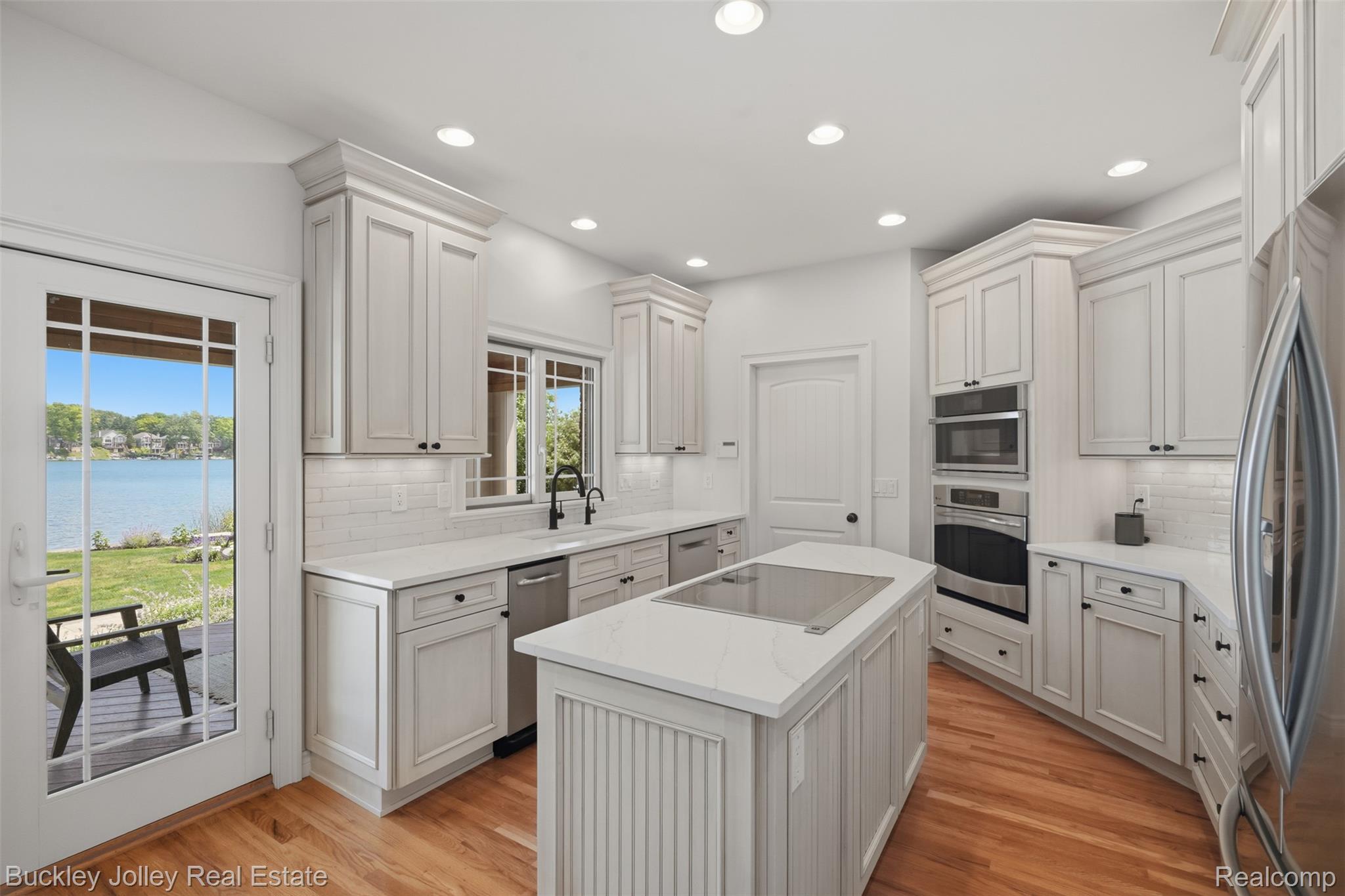 3871 Homestead Drive