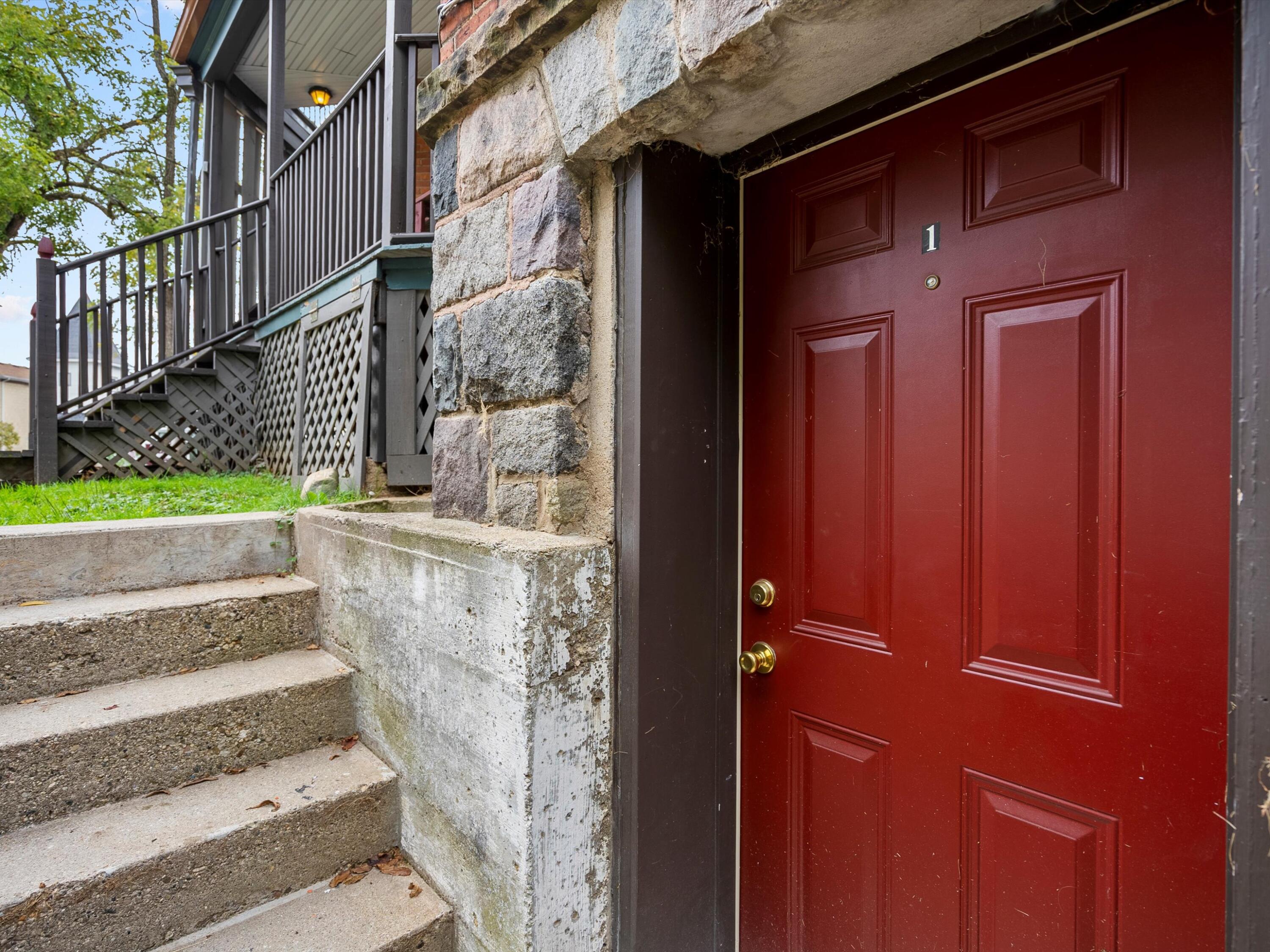 1136 Prospect #1 Street