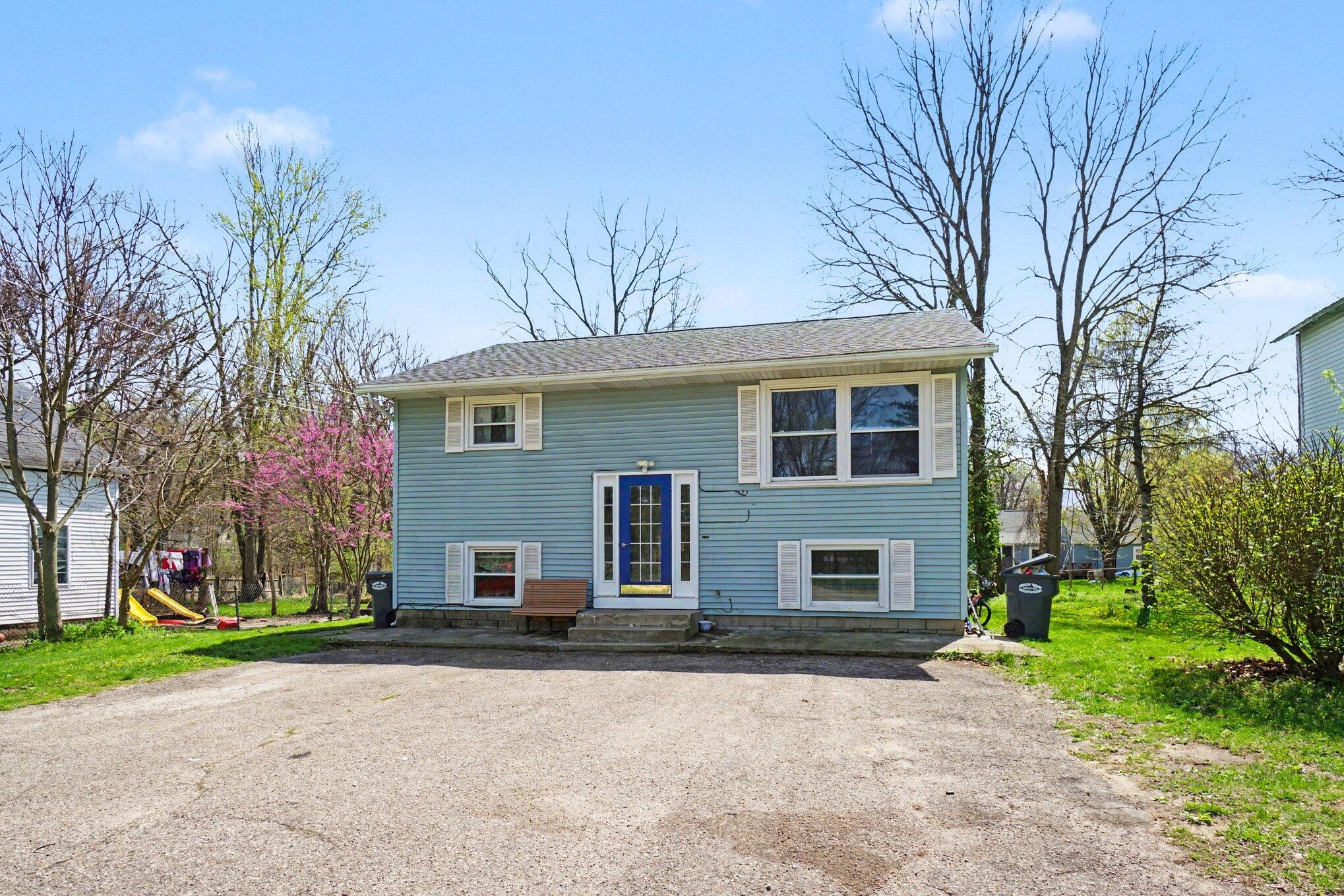 630 E Saint Joseph Street