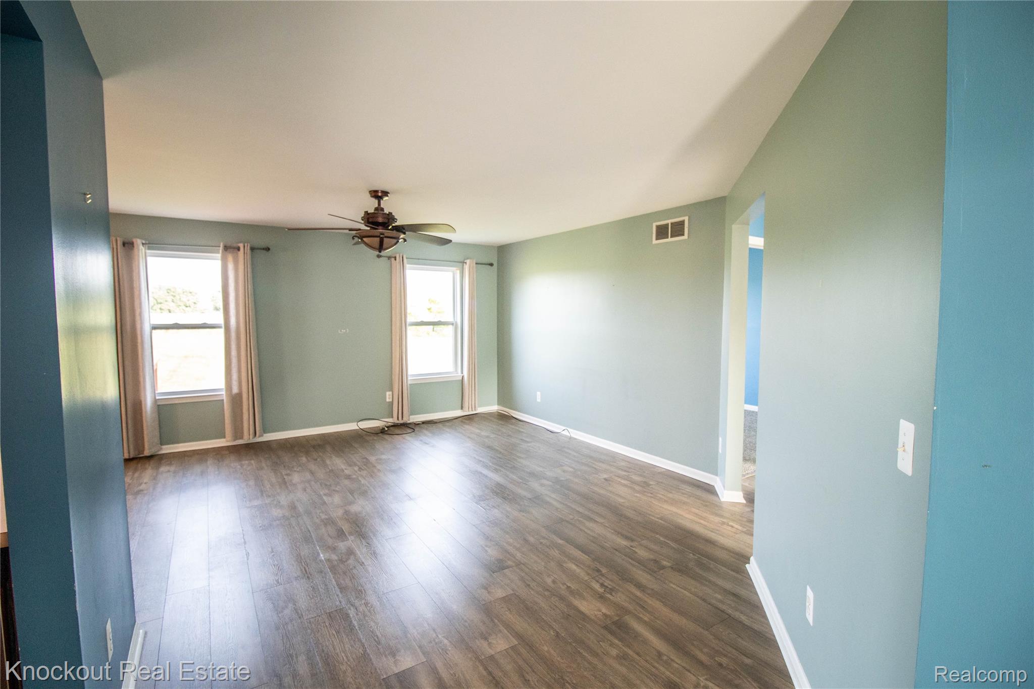 500 Windy Bluff