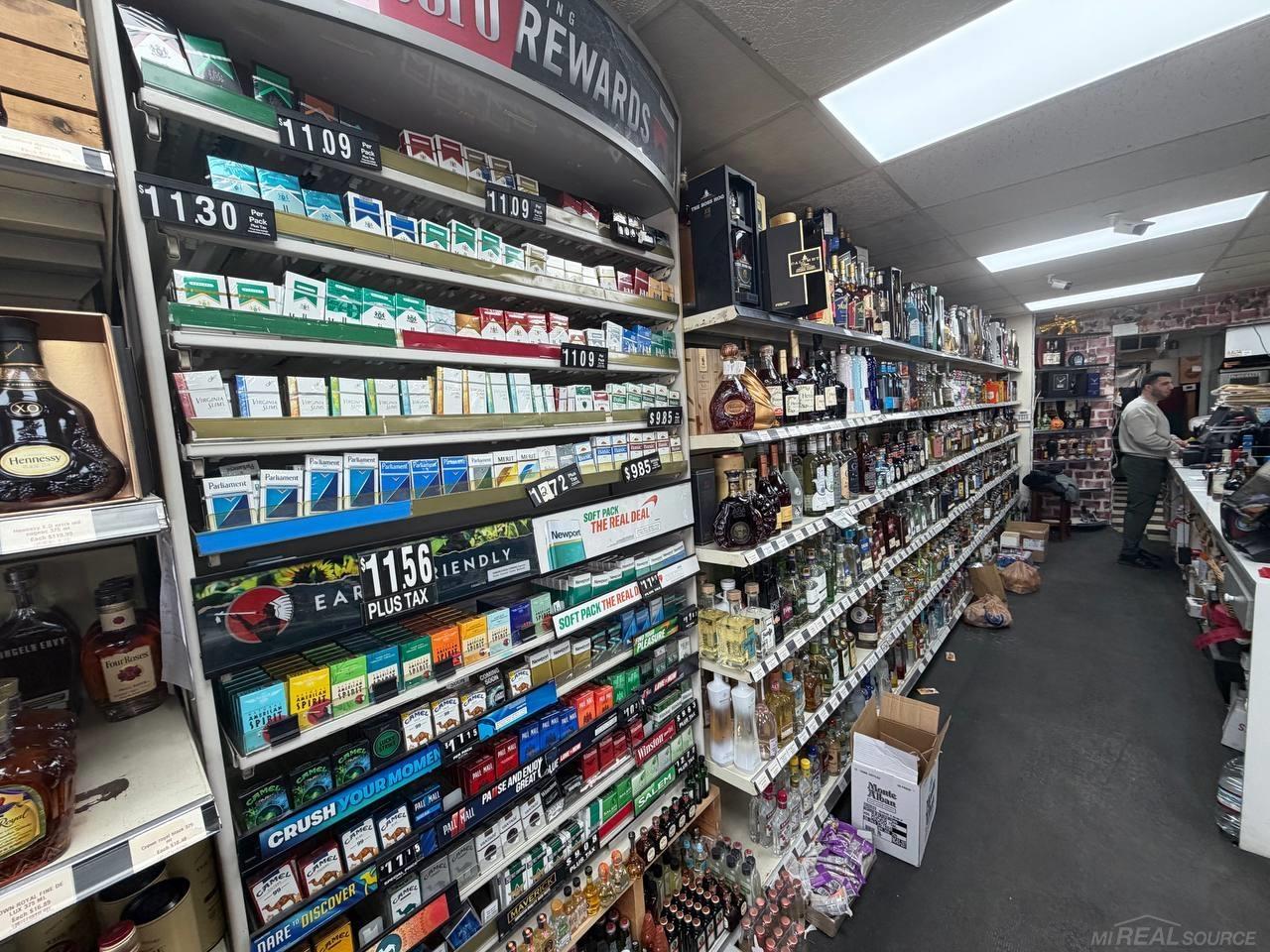 3391 orchard lake Road