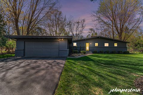 7352 Grachen Drive SE Cascade Charter Township Kent MI 49546