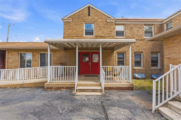 19621 WOOD ST, MELVINDALE, MI 48122 - Image 839d7fe222bc3f4098dc6e53ae34dee2/2825419729