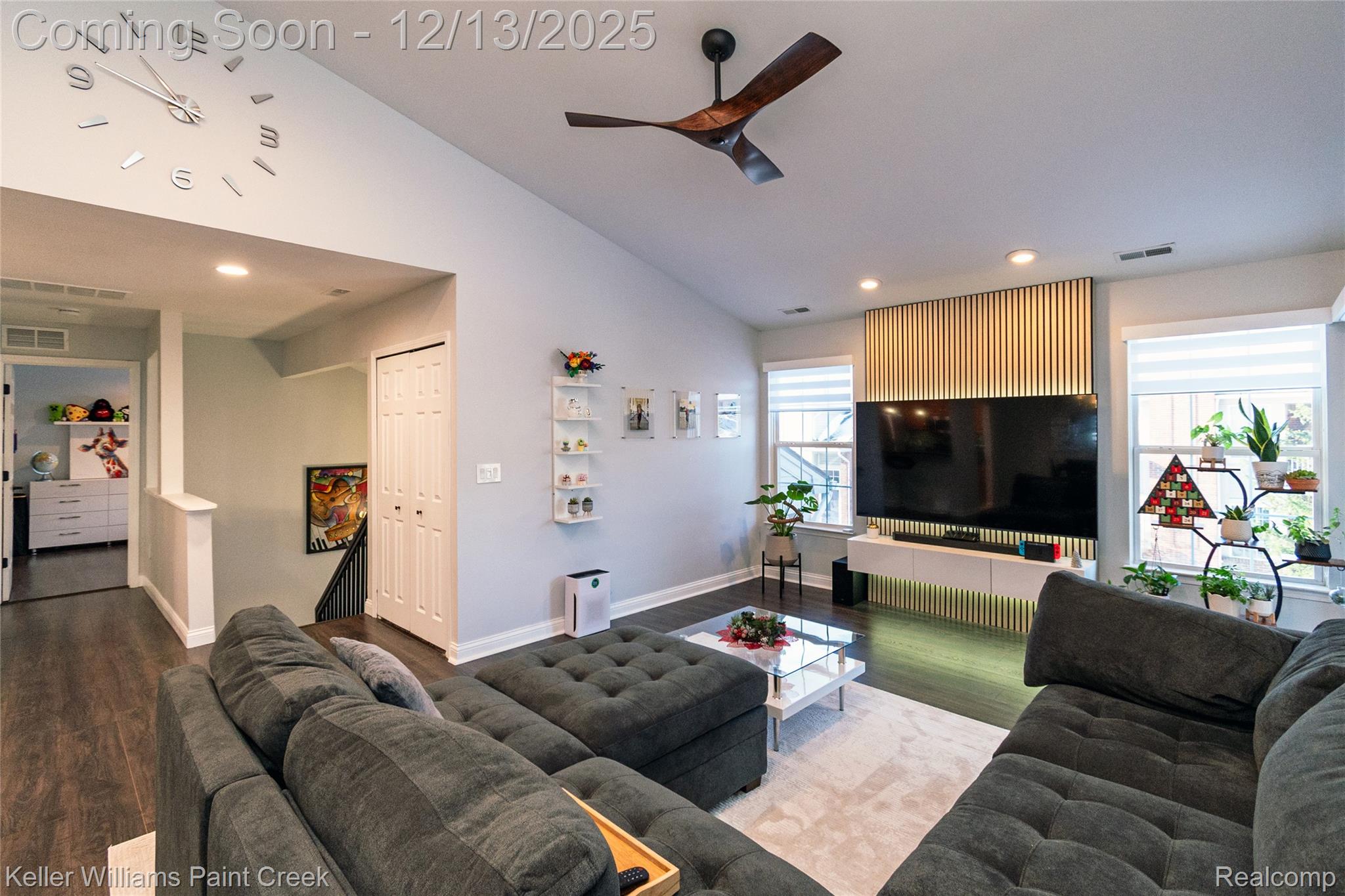 16427 Claremont Drive S