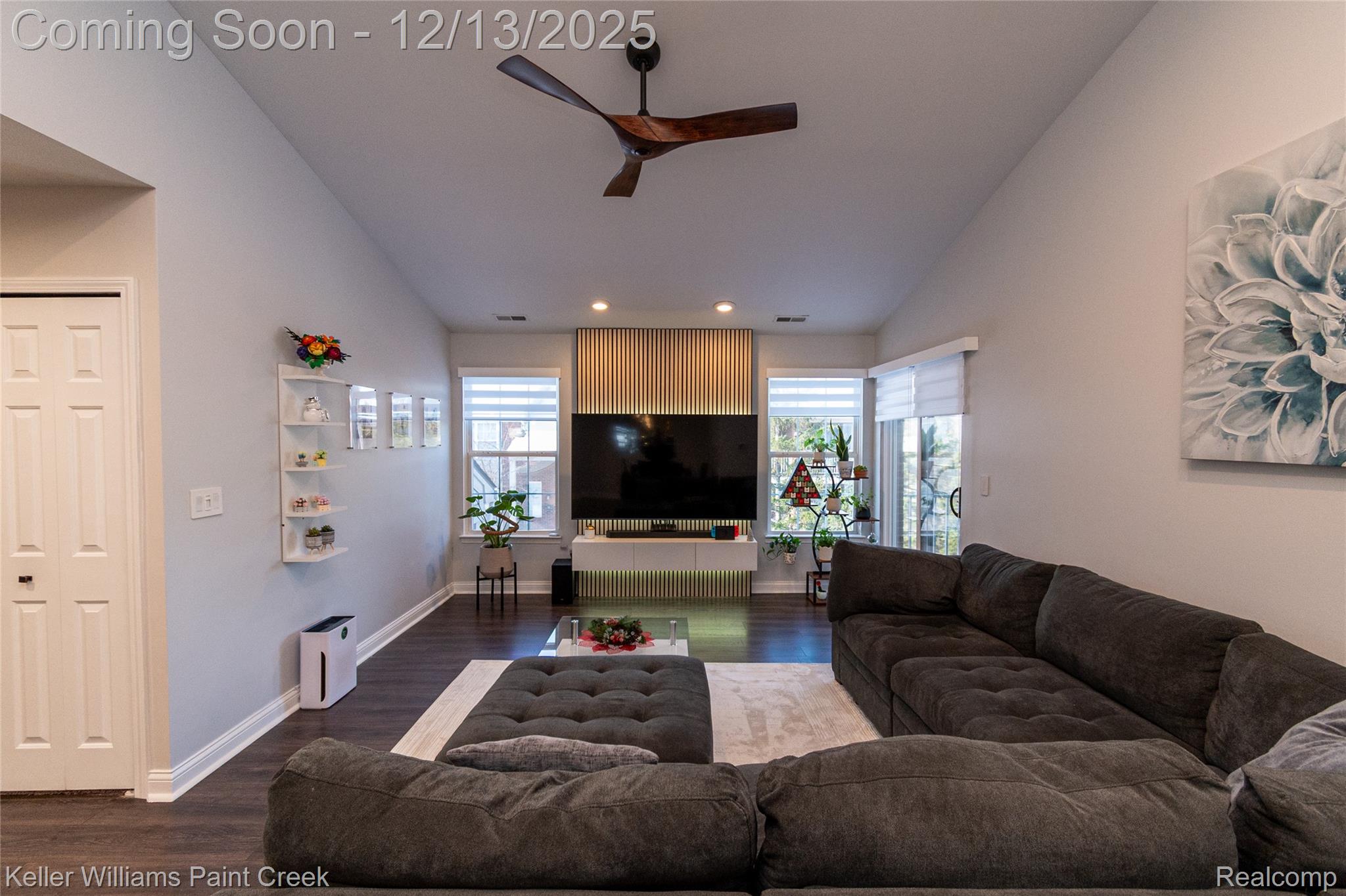 16427 Claremont Drive S