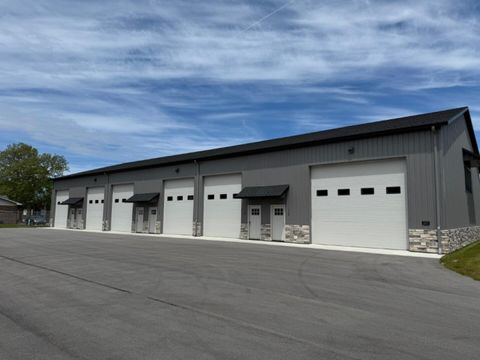 267 W 40th Street 110 Holland City MI 49423