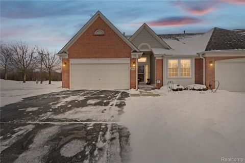 5579 Elmhurst Drive 167 Trenton City MI 48183