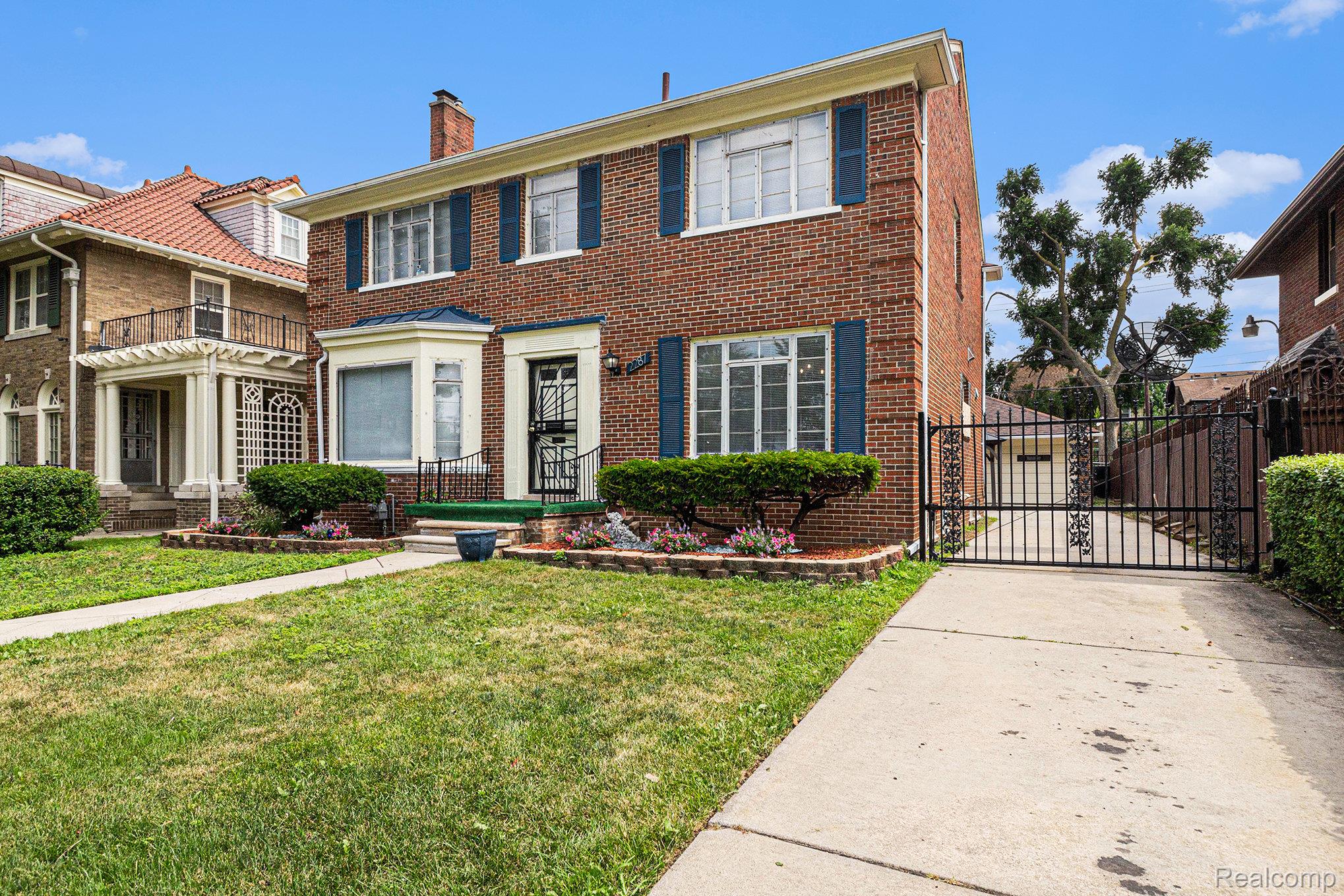 2287 OAKMAN Boulevard
