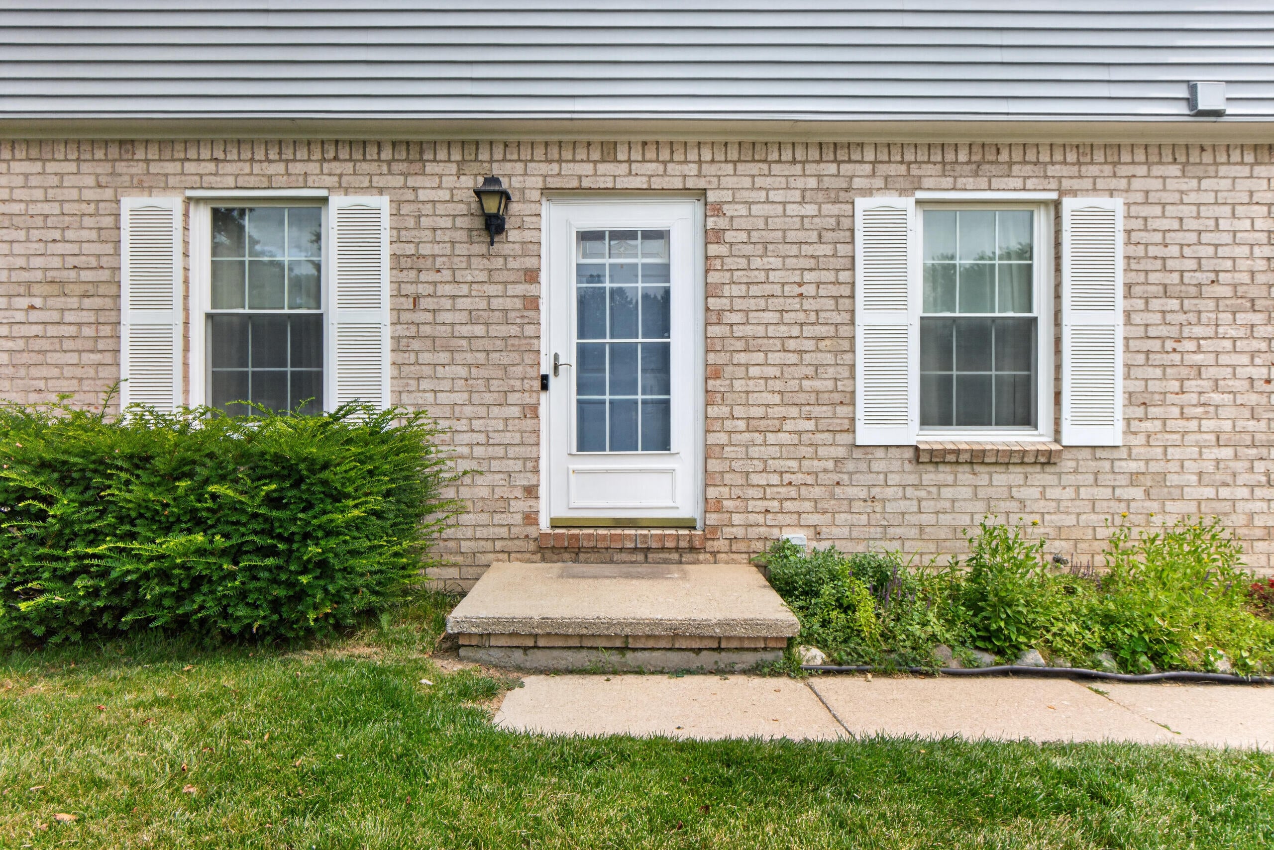 529 Lee Street