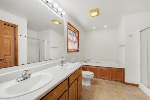 Tiny photo for 6085 Conway Road, Chelsea City, MI 48118 (MLS # 81026054475)