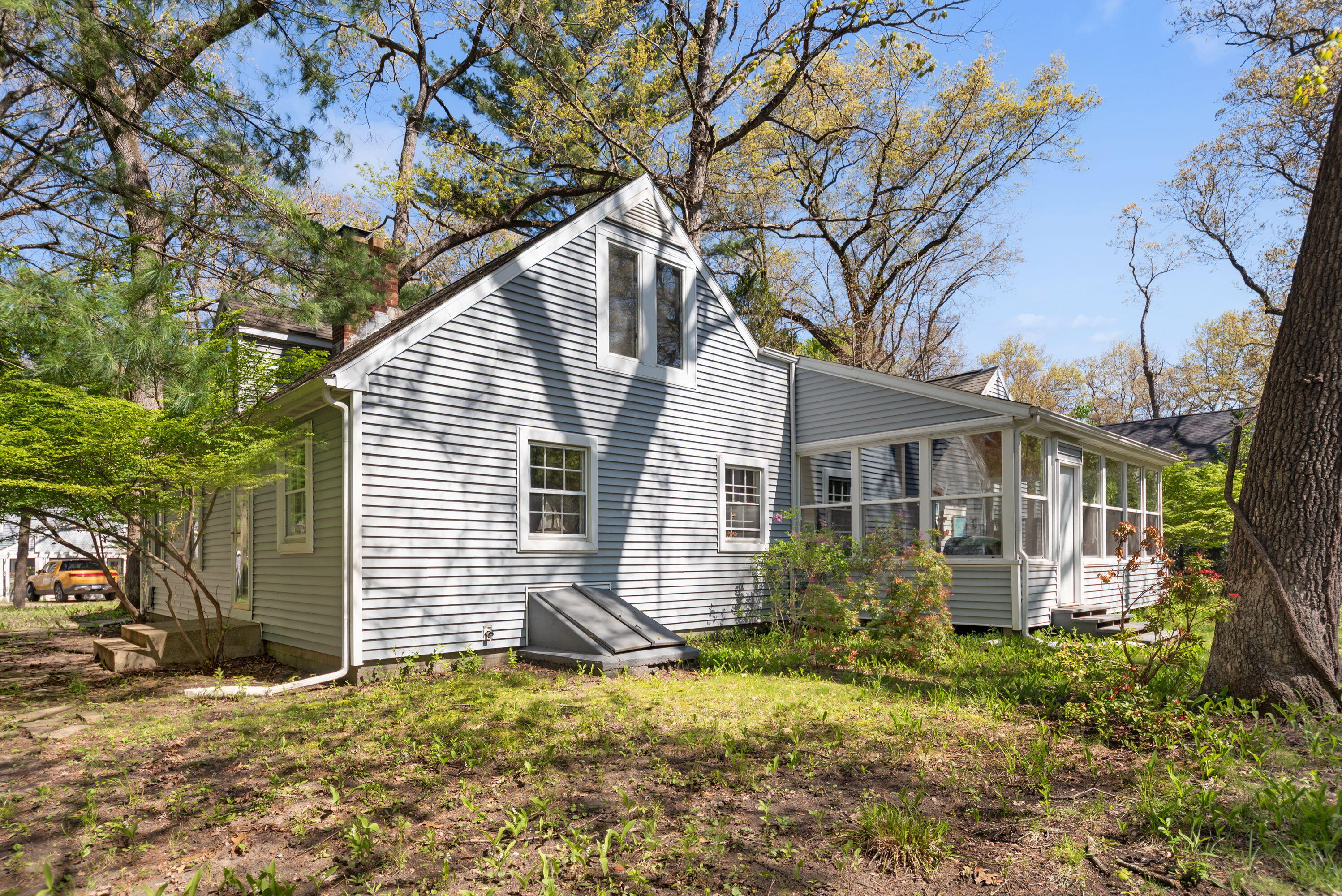 4175 Creek Drive