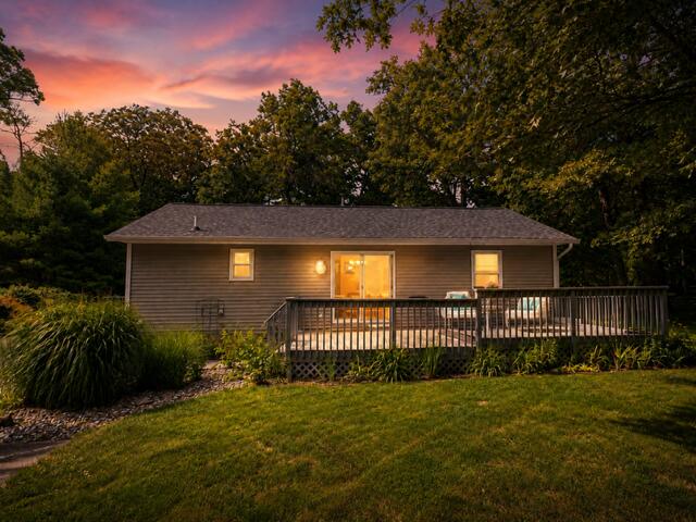 553 W Garfield Road