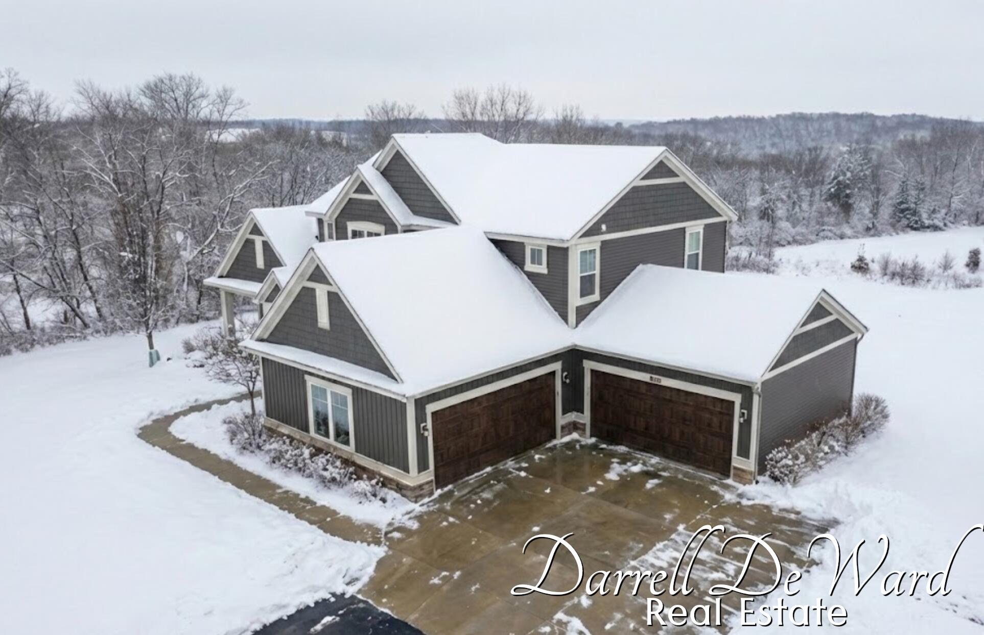 3940 Egypt Valley Avenue NE