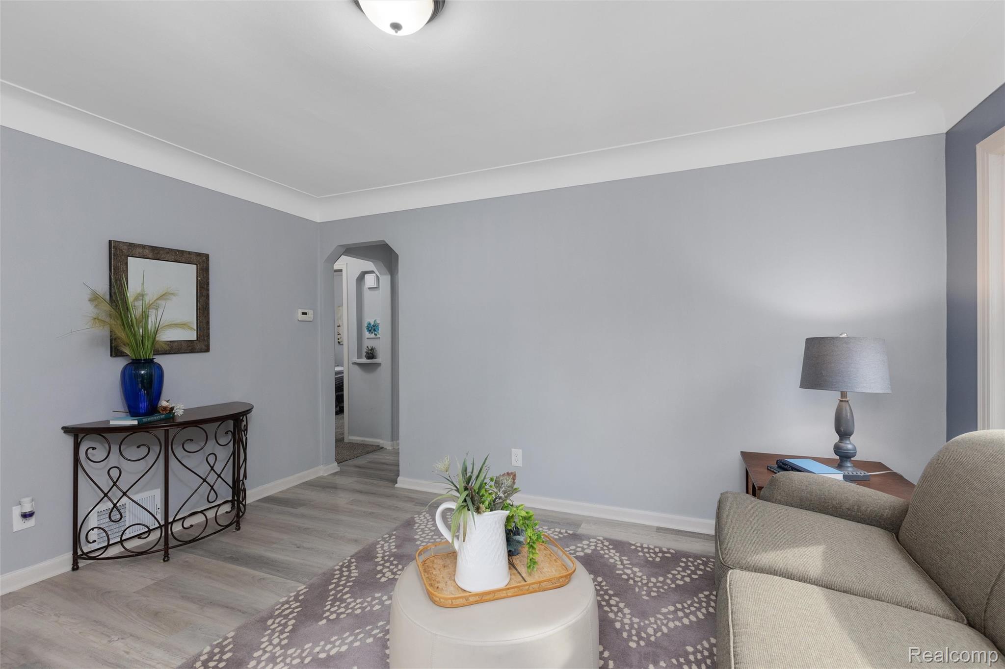 77 W Brickley Avenue