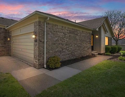 48775 WINDMILL Circle W Macomb Township Macomb MI 48044