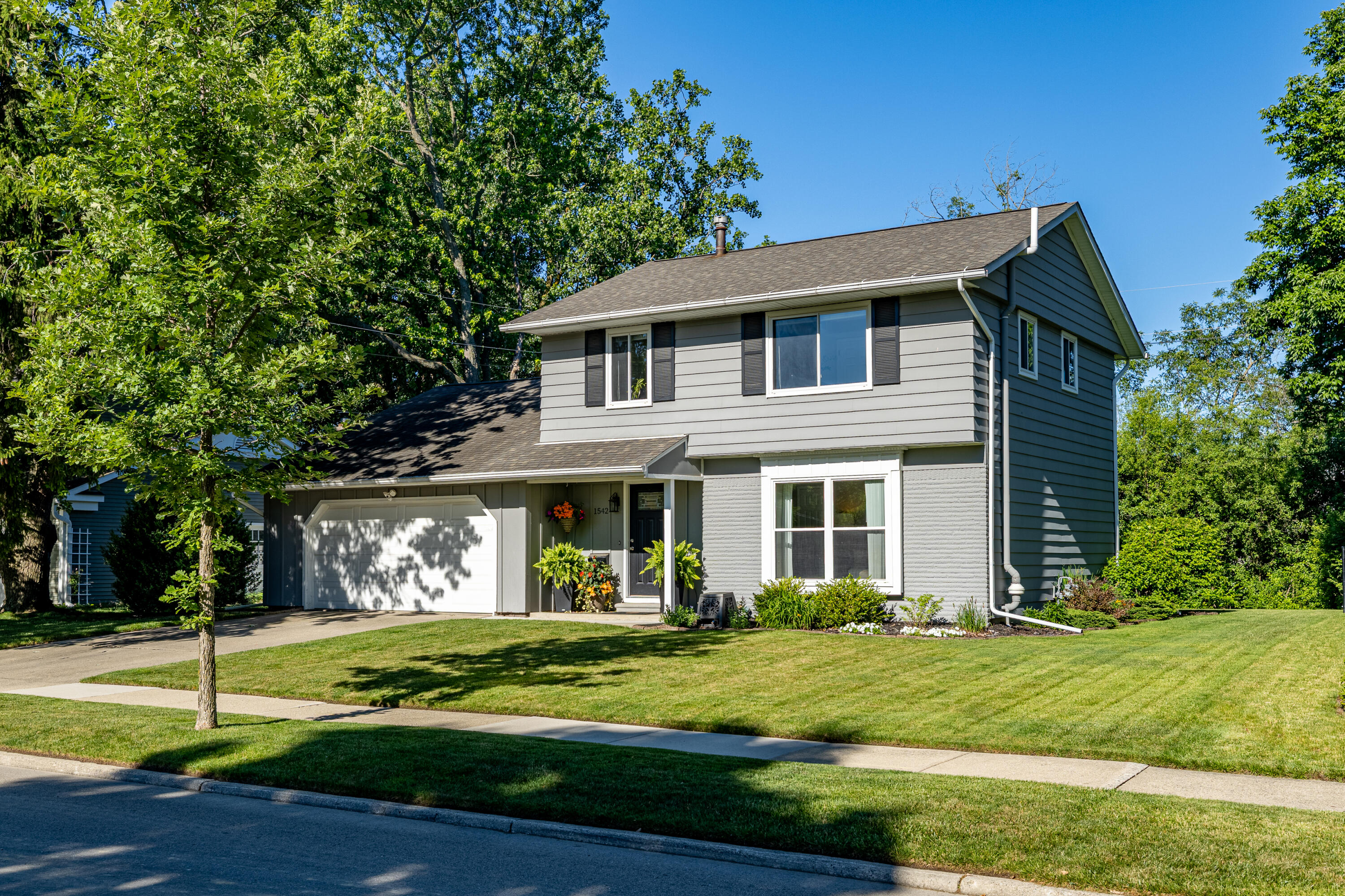 1542 Dicken Drive