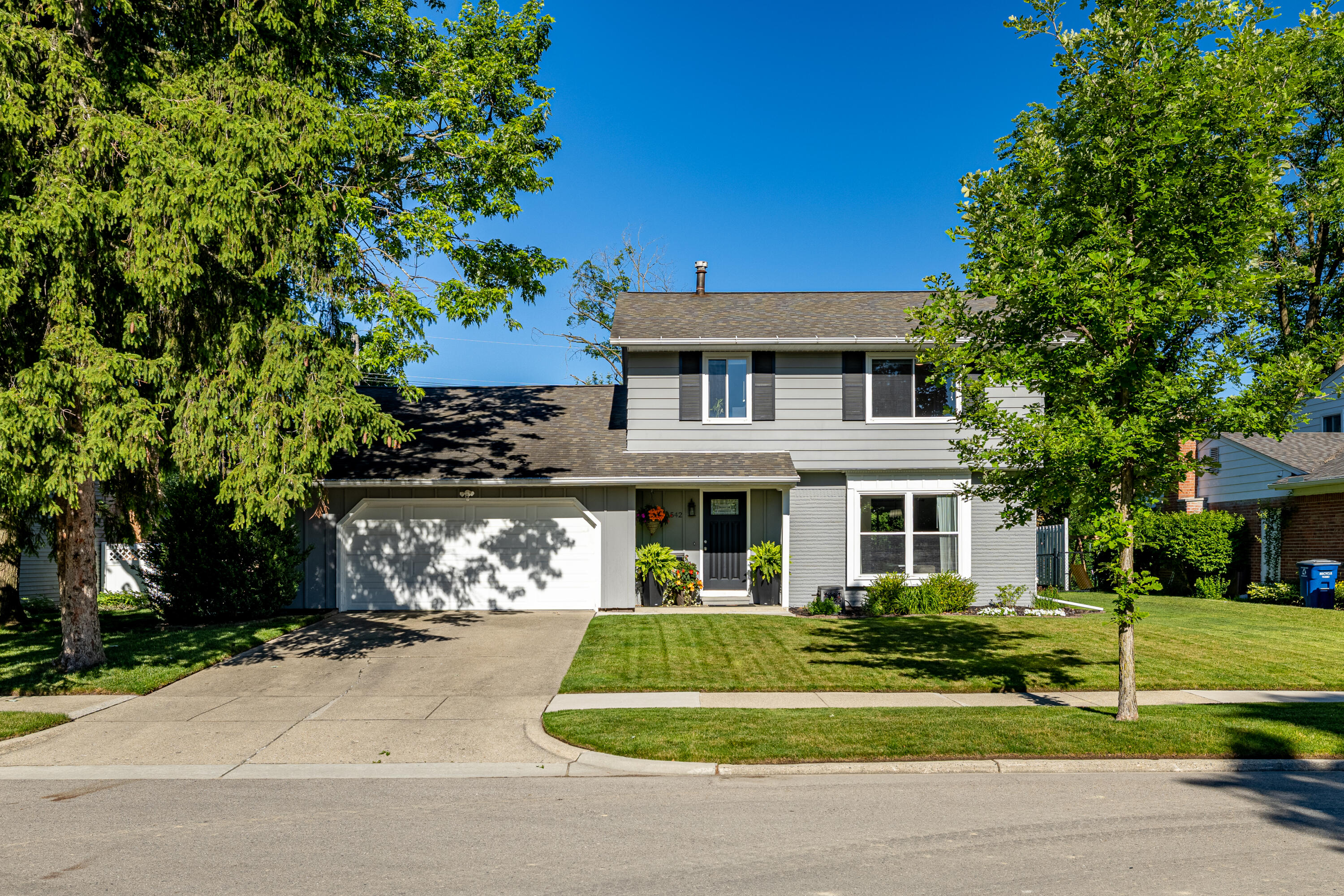 1542 Dicken Drive