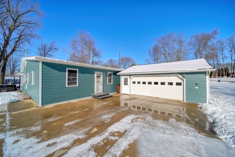 10902 Devils Lake Highway Woodstock Township MI 49220