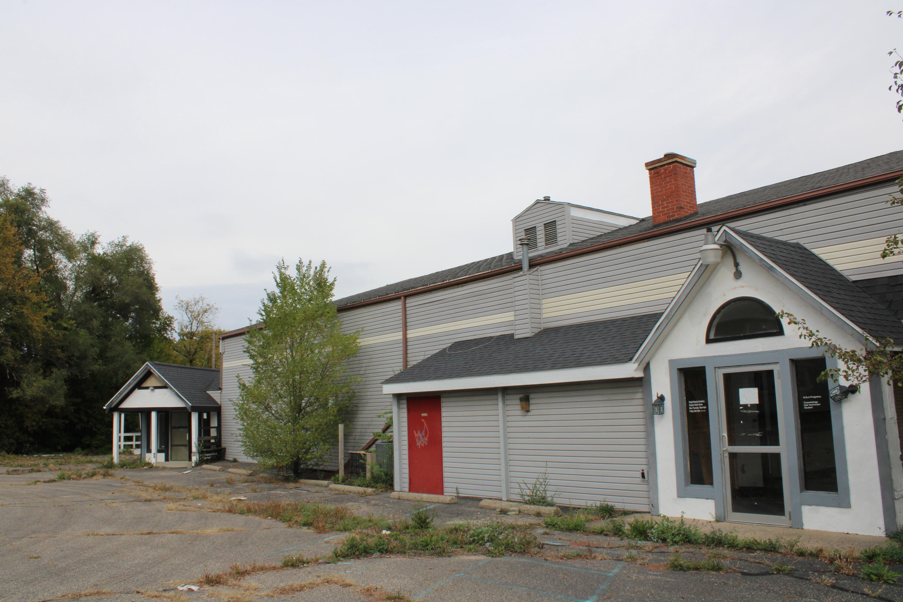 492 Capital Avenue SW