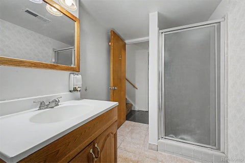 Tiny photo for 27355 Clairview Drive, Dearborn Heights City, MI 48127 (MLS # 20261083440)