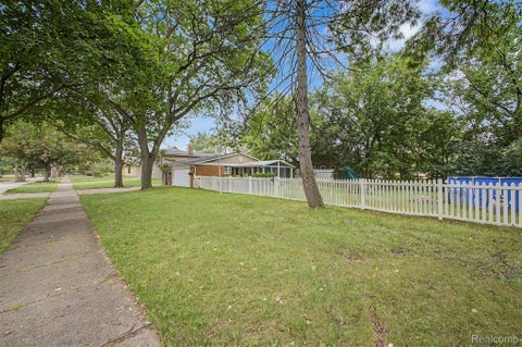 Tiny photo for 27355 Clairview Drive, Dearborn Heights City, MI 48127 (MLS # 20261083440)