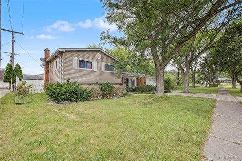 Tiny photo for 27355 Clairview Drive, Dearborn Heights City, MI 48127 (MLS # 20261083440)
