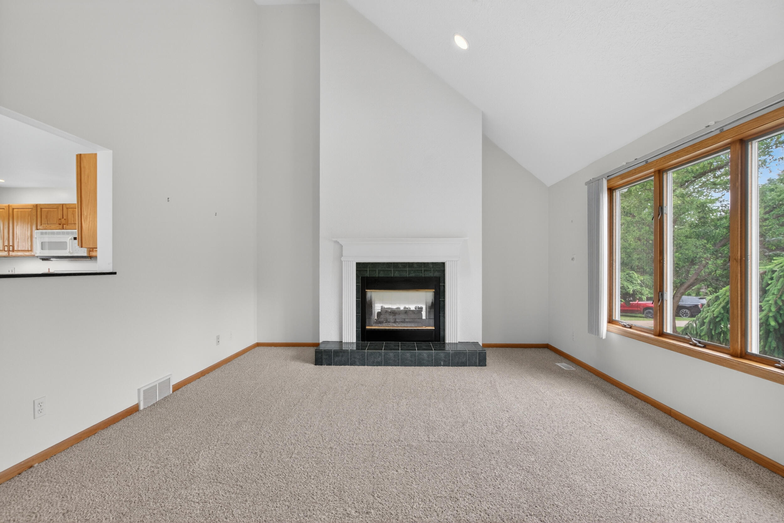 5115 Lansing Avenue