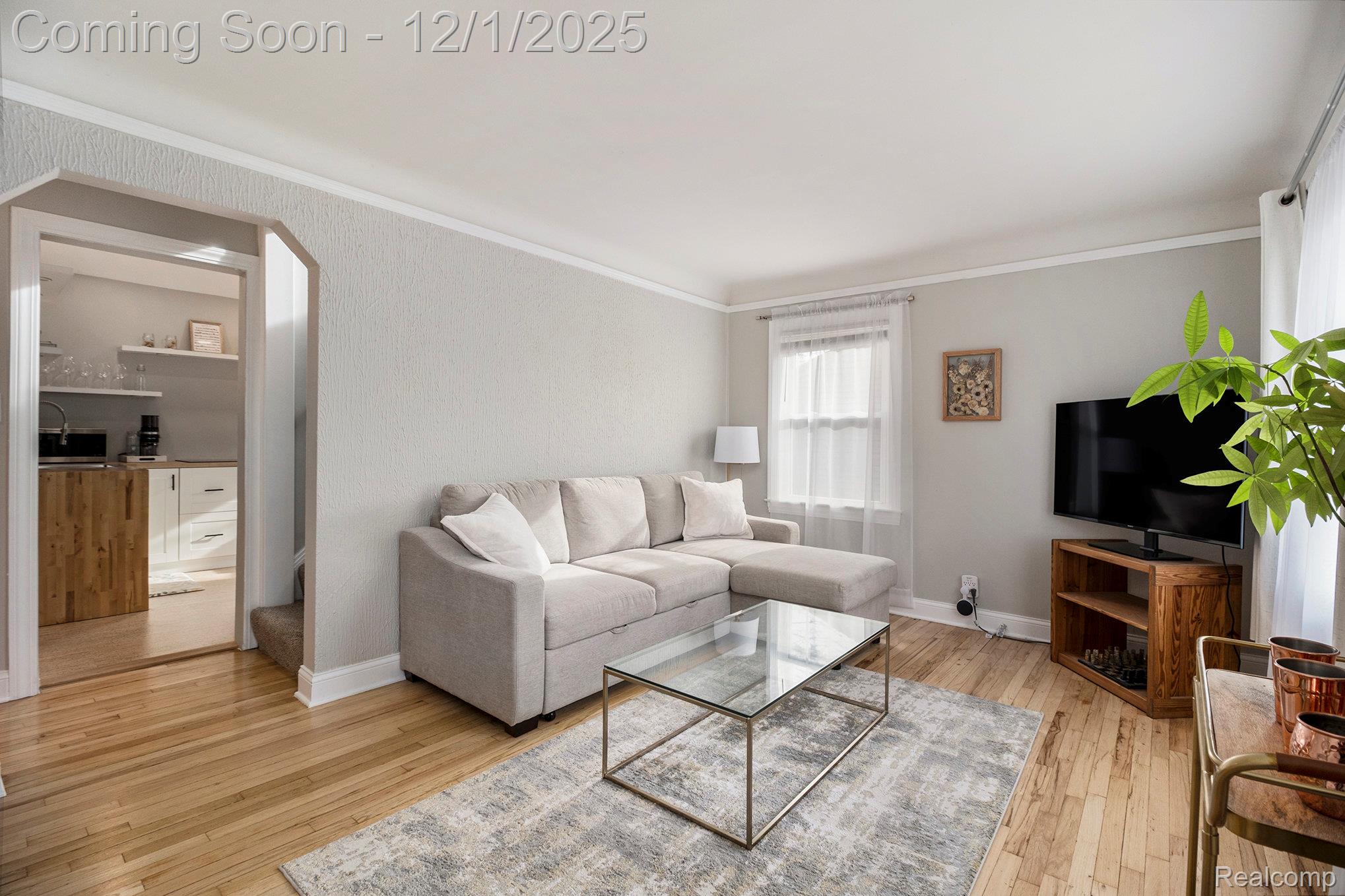 3522 Elmhurst Avenue