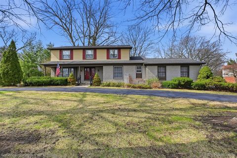 12811 Glenview Drive Plymouth Charter Township MI 48170
