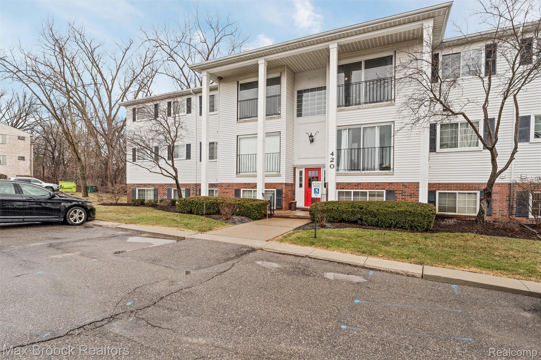 420 Baldwin Avenue 84