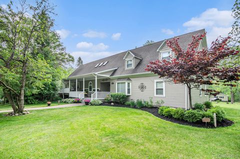 Photo of 61995 Mount Vernon Road, Washington Township, MI 48094 (MLS # 20251016914)