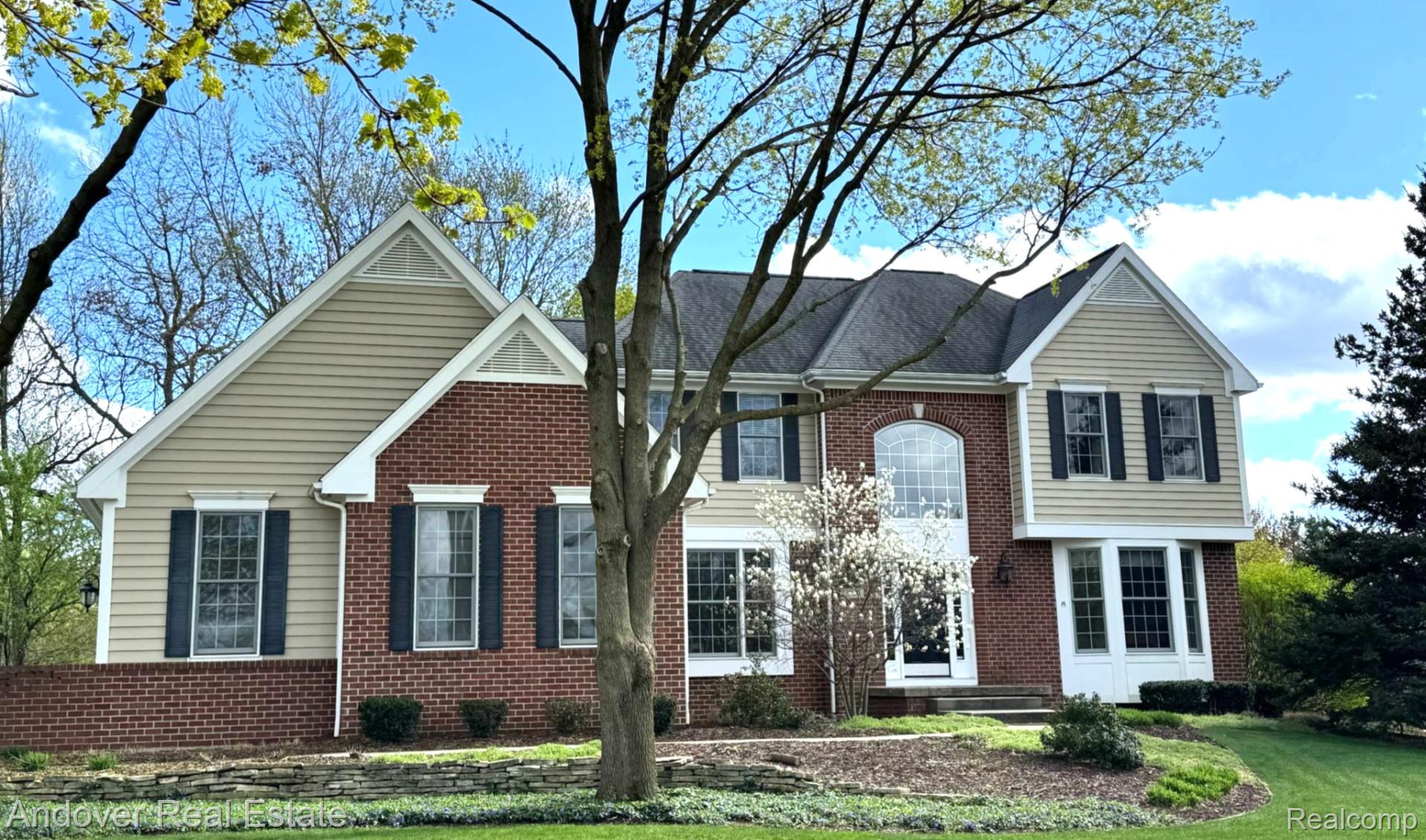 2004 TIMBERVIEW Drive