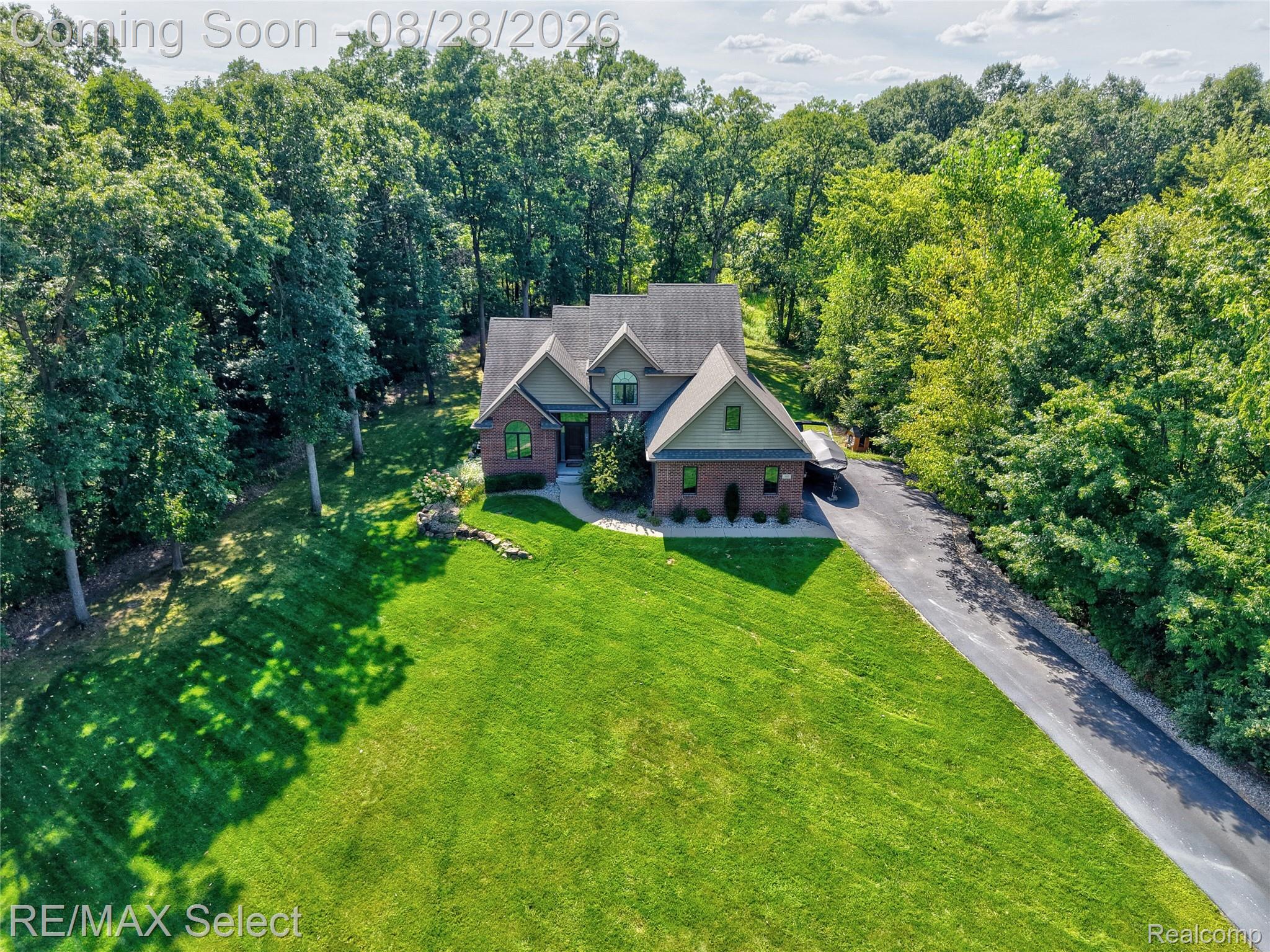 105 Lake Pines Drive