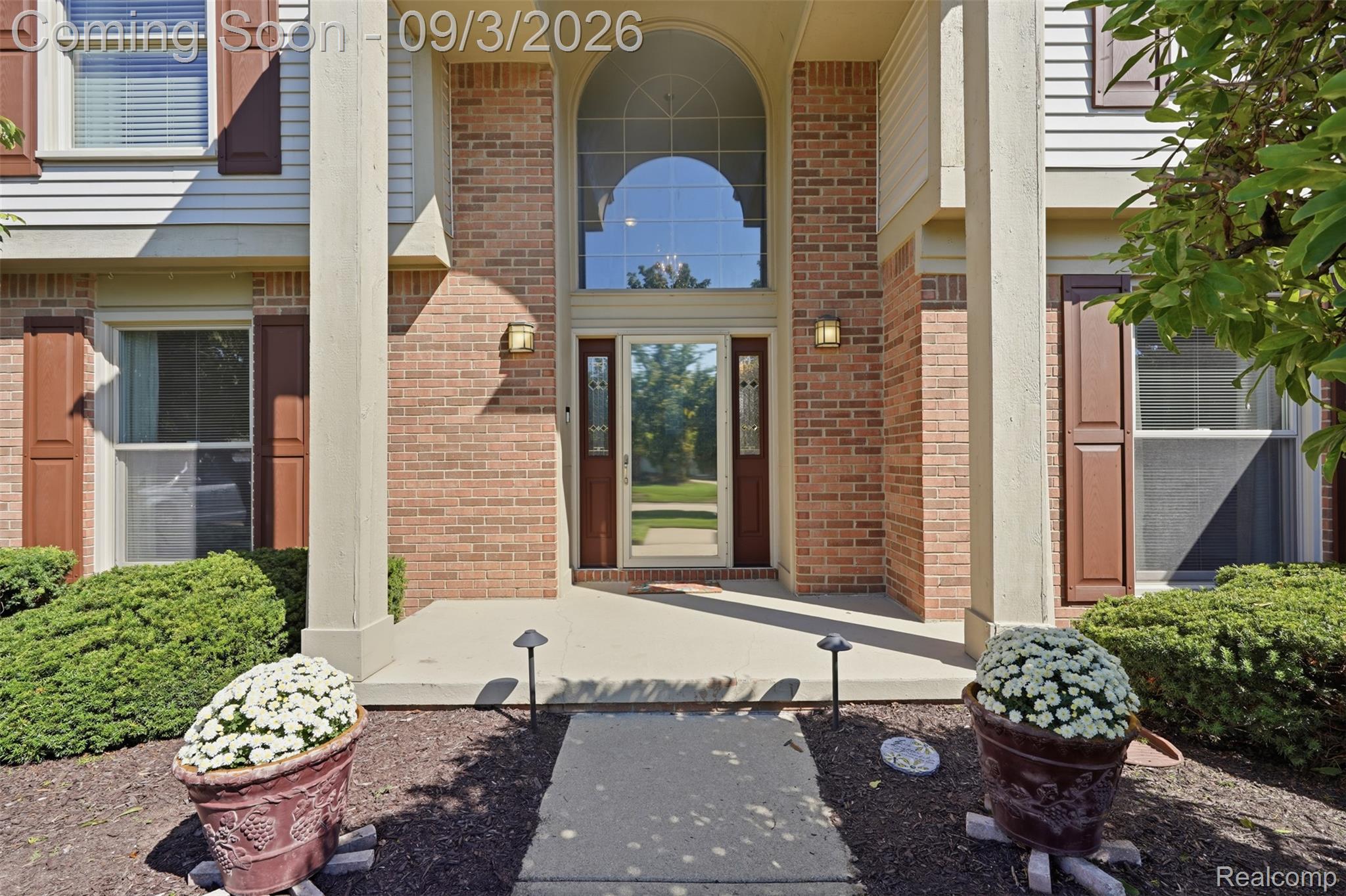 48098 Covington Court