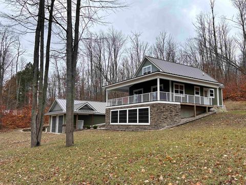 6397 W Blue Lake Road, Ne Blue Lake Township MI 49646