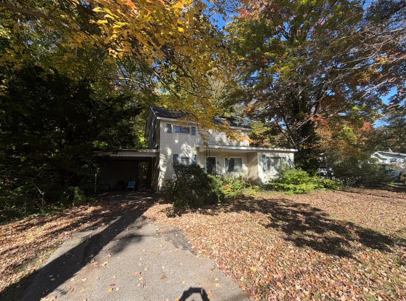 2072 W Giles Road