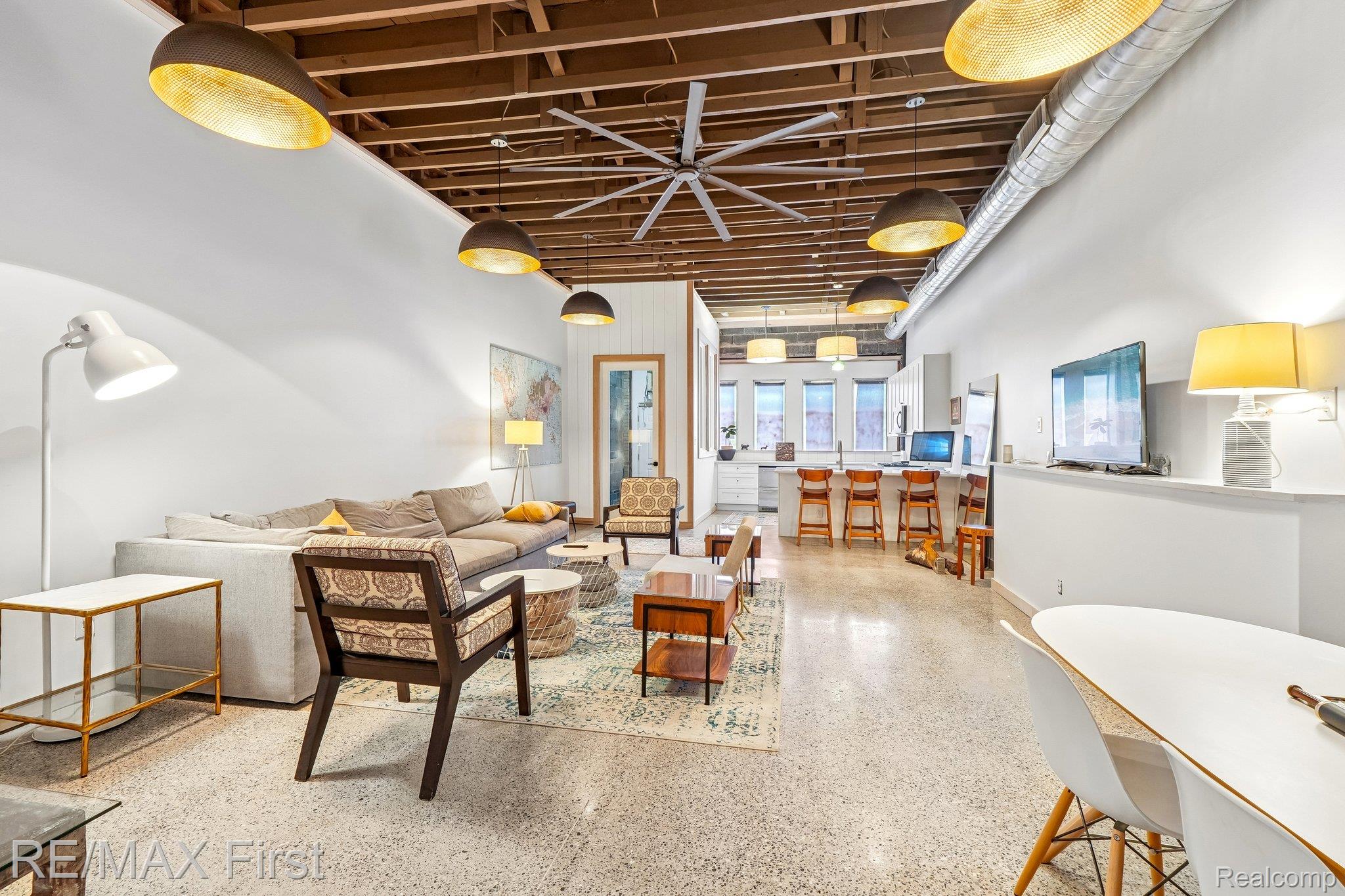 1213 N Main Street