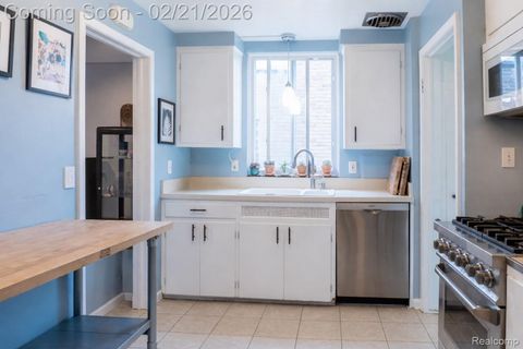 Tiny photo for 1421 Hollywood Street, Dearborn City, MI 48124 (MLS # 20261009560)