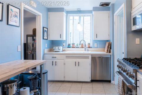 Tiny photo for 1421 Hollywood Street, Dearborn City, MI 48124 (MLS # 20261009560)