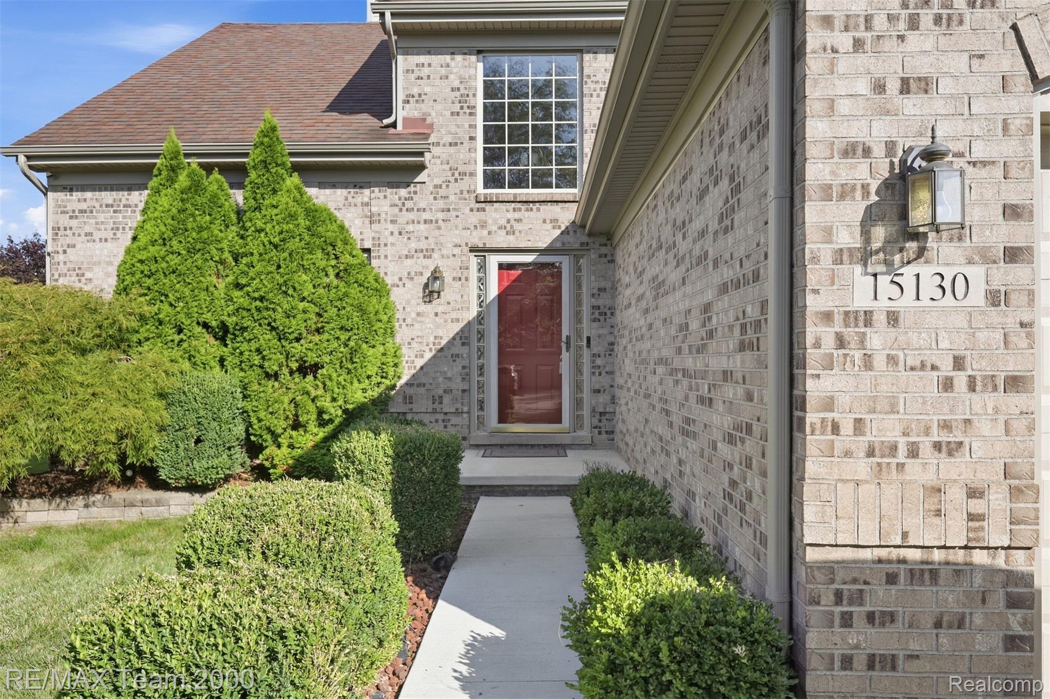 15130 Glenhurst