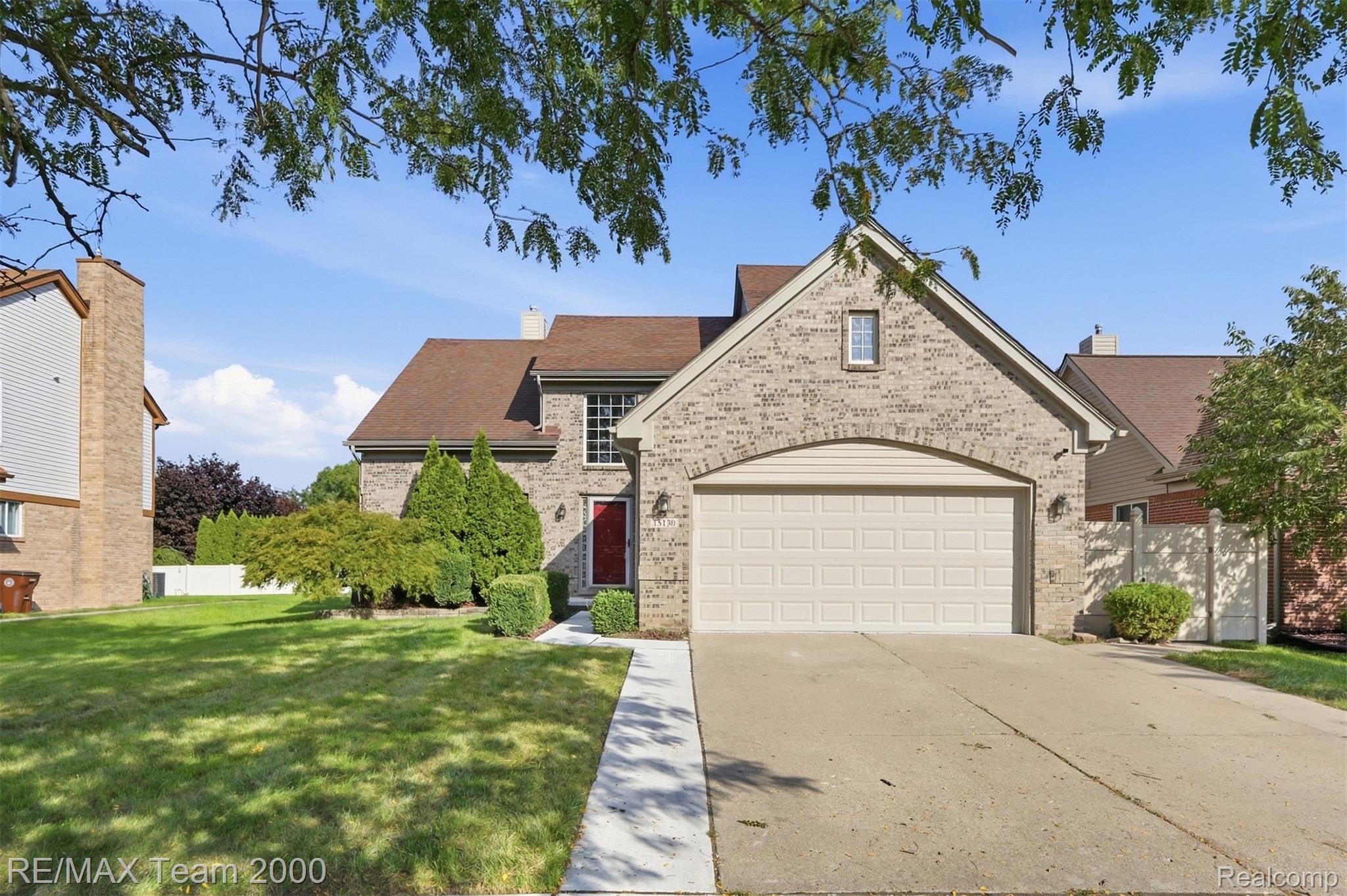 15130 Glenhurst