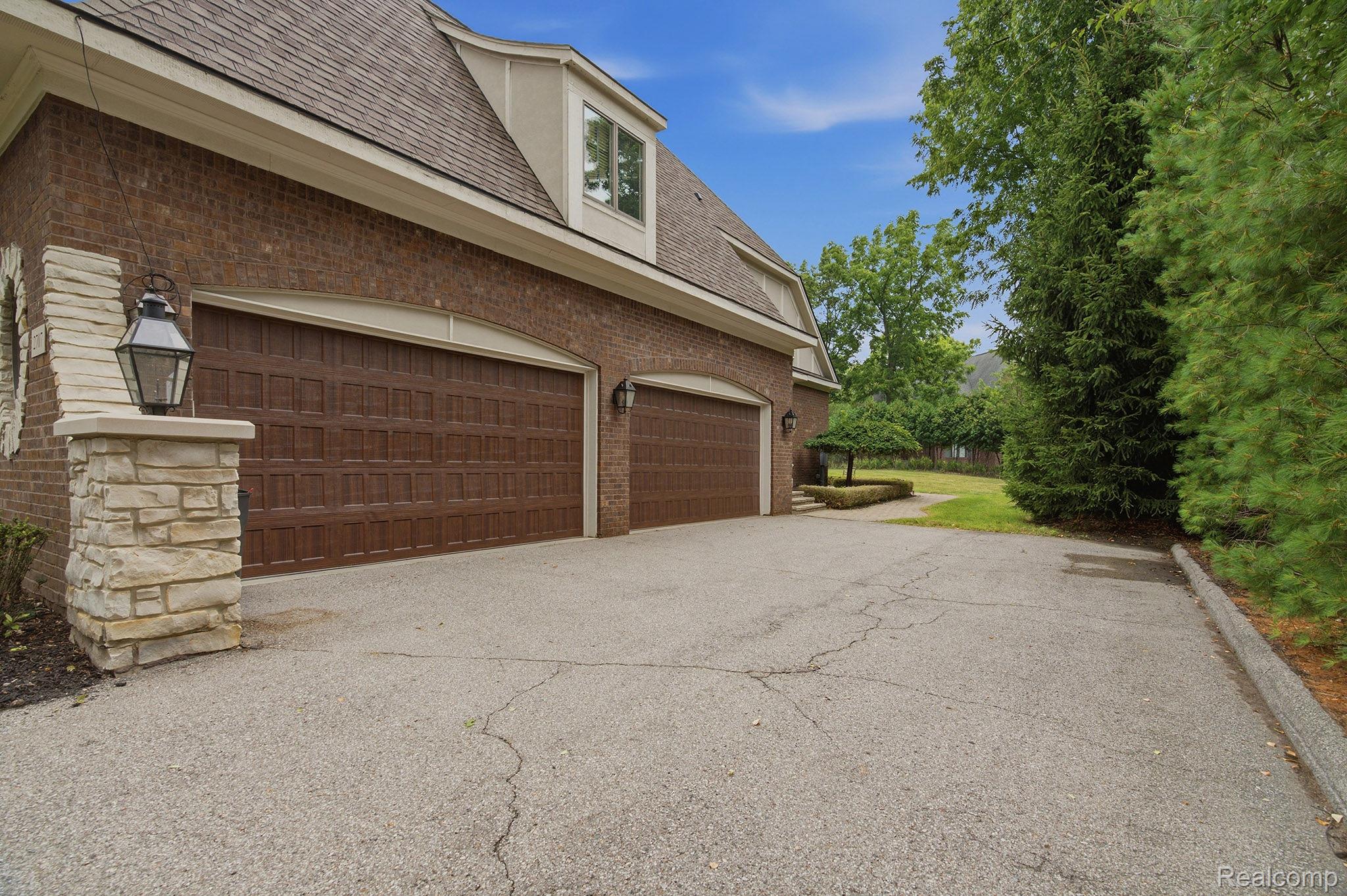 2707 Turtle lake Drive